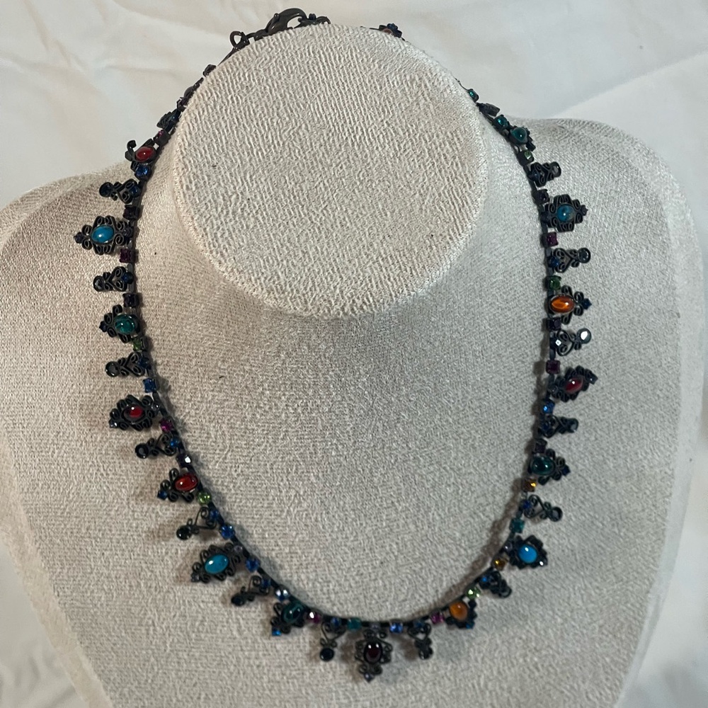 Sorrelli Gunmetal Necklace with Multicolor Crystals – Stunning